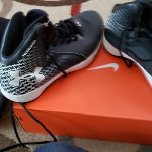 Basketball shoes